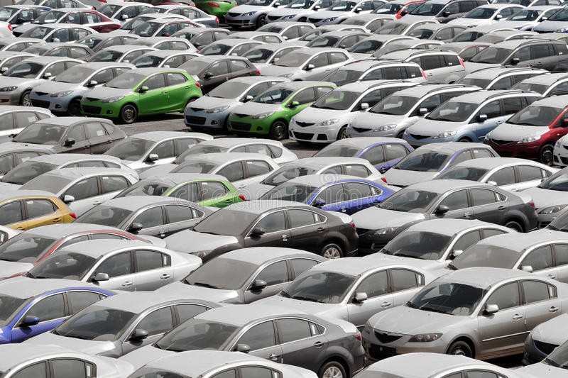 muchos-coches-18538613 (1)